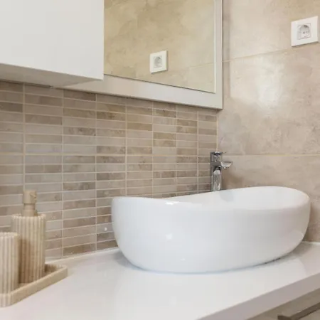 Apartment Tomas Garden Lux