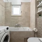 Tomas Garden Lux 아파트 *
